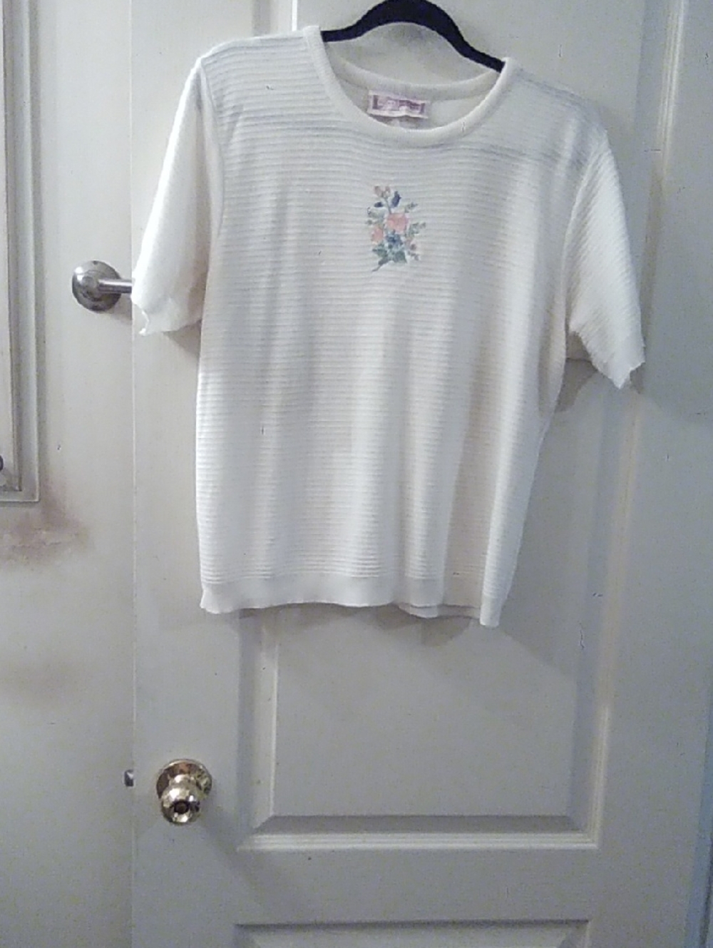 White Ribbed Knit Women's Top with Embroidered Detail